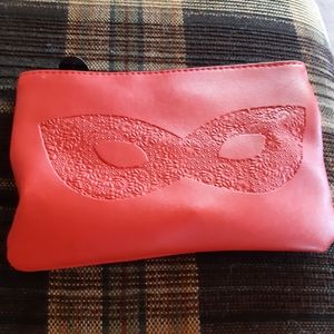 Ipsy Bag and four items